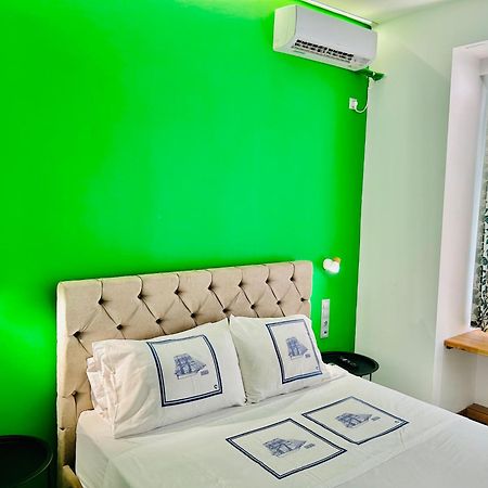 Casa Verde Di Giorgio 10 Mins Walk From Piraeus Port Ngoại thất bức ảnh