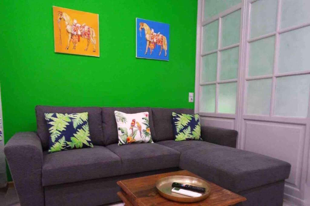 Casa Verde Di Giorgio 10 Mins Walk From Piraeus Port Ngoại thất bức ảnh
