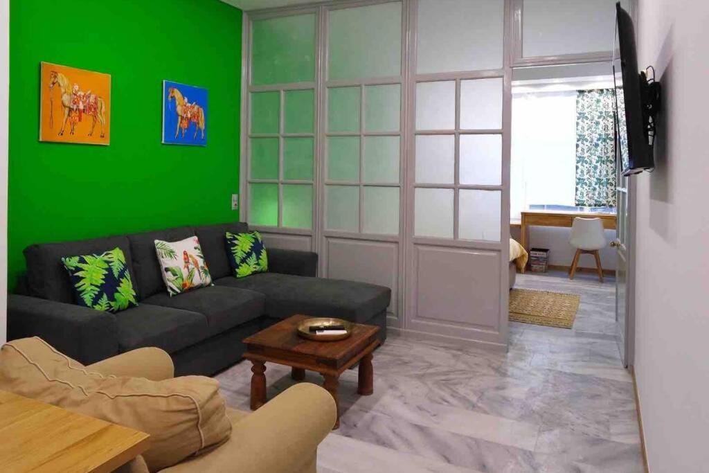 Casa Verde Di Giorgio 10 Mins Walk From Piraeus Port Ngoại thất bức ảnh
